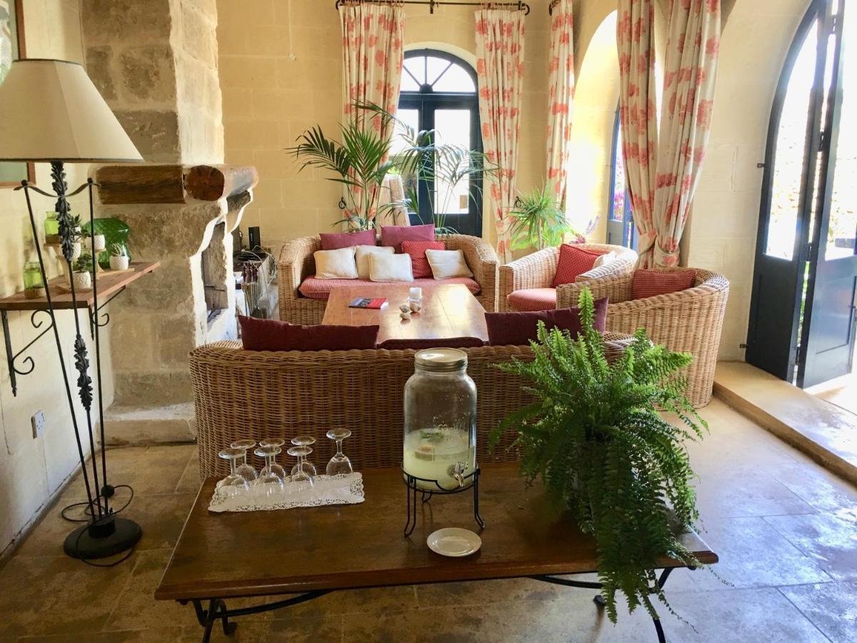 Botanica B&B Шаара Экстерьер фото