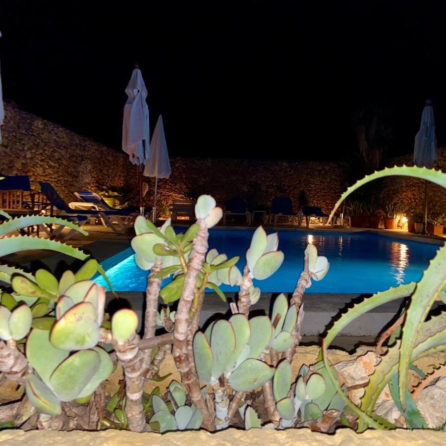 Botanica B&B Шаара Экстерьер фото